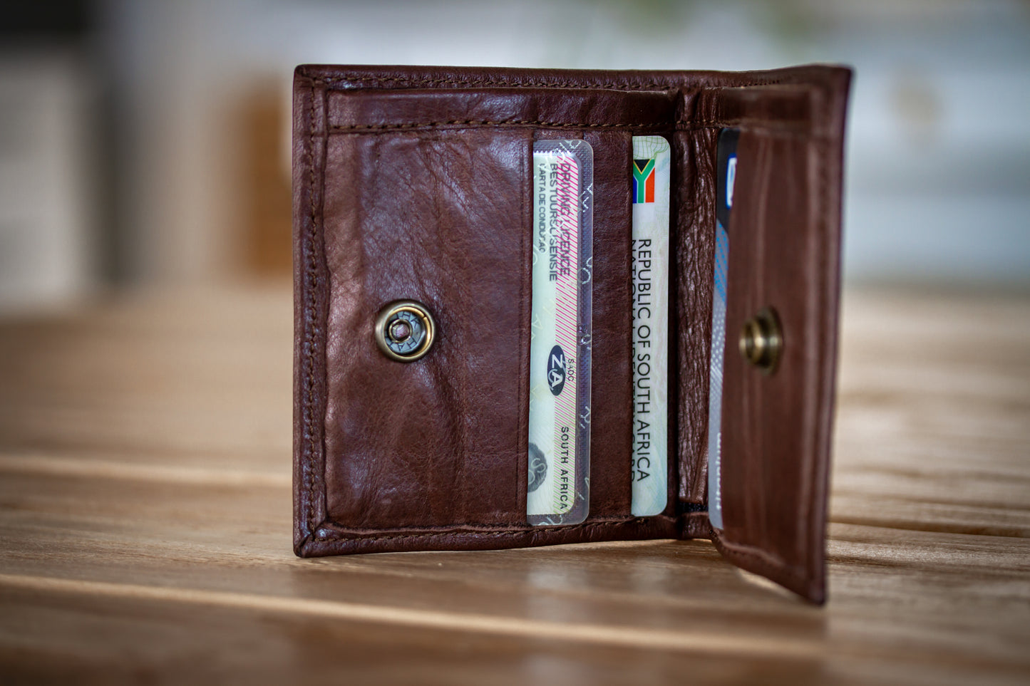 THE CARD WALLET