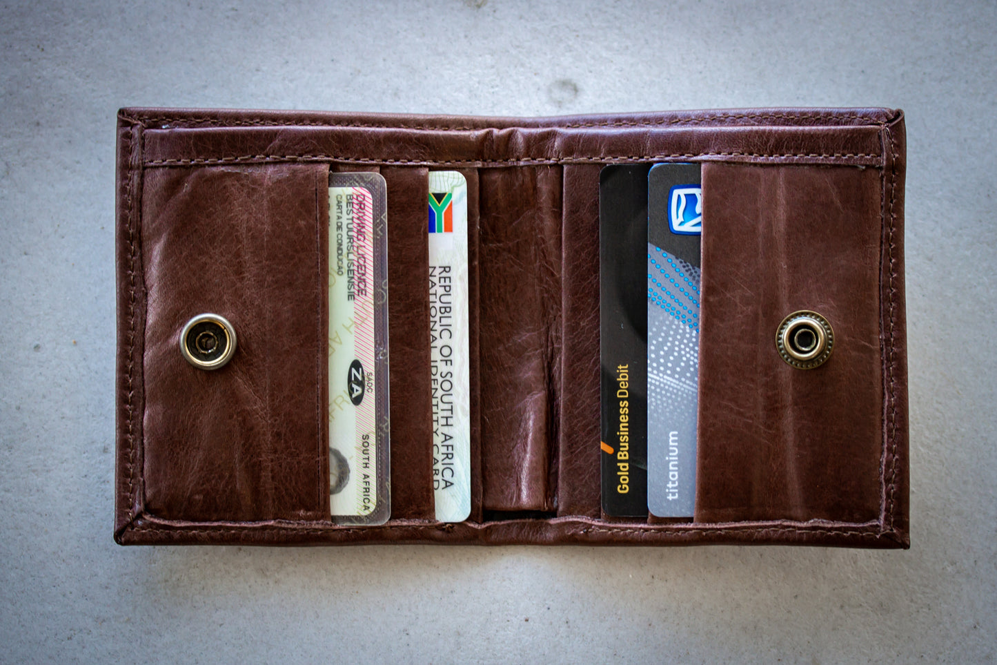 THE CARD WALLET